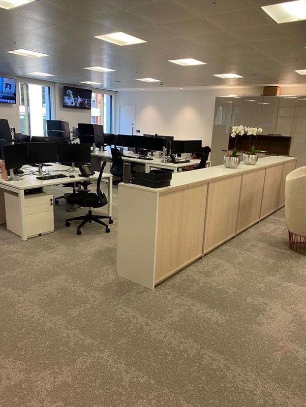 Commercial Electrician in Cheam